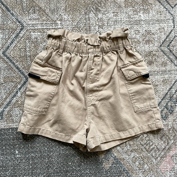 H&M Shorts Hm Beige Cargo Shorts Poshmark